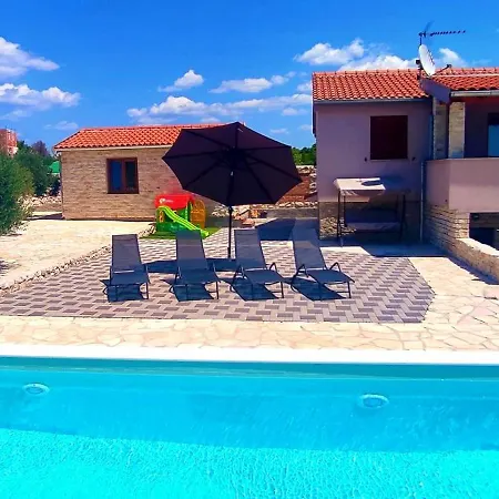 Holiday home Gordana Drage